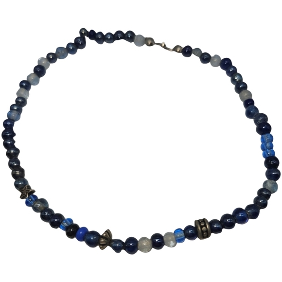 unmarked Jewelry - Handmade Mini Beaded Necklace